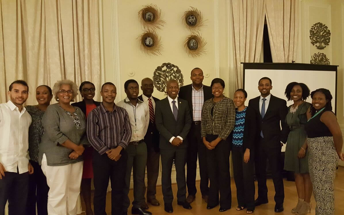 Rencontre entre l’Ambassadeur Paul ALTIDOR et les Responsables du Projet “Anseye Pou Ayiti”
